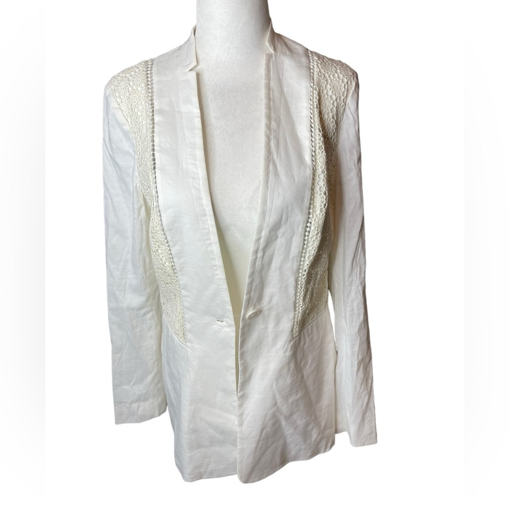 Elie Tahari Women’s Linen Blazer, White with cream crochet, NWT, Size 2 crisp